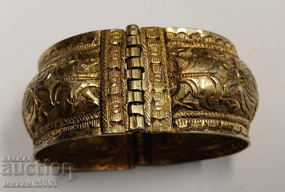 БЪЛГАРСКА ВЪЗРОЖДЕНСКА ГРИВНА САЧАН С ПОЗЛАТА