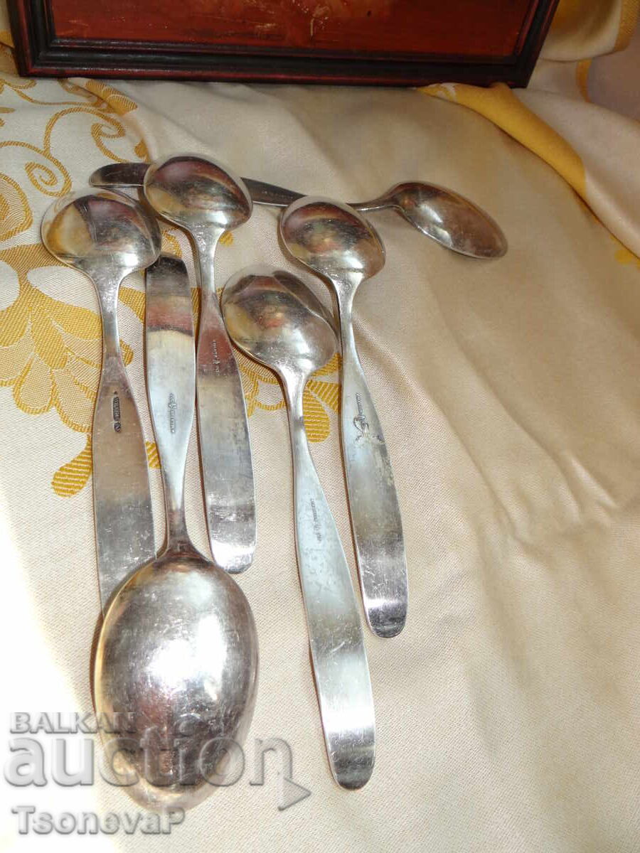 Delivery of Deeply silver-plated large spoons, 6 pieces Delivery of Deeply silver-plated large spoons, 6 pieces