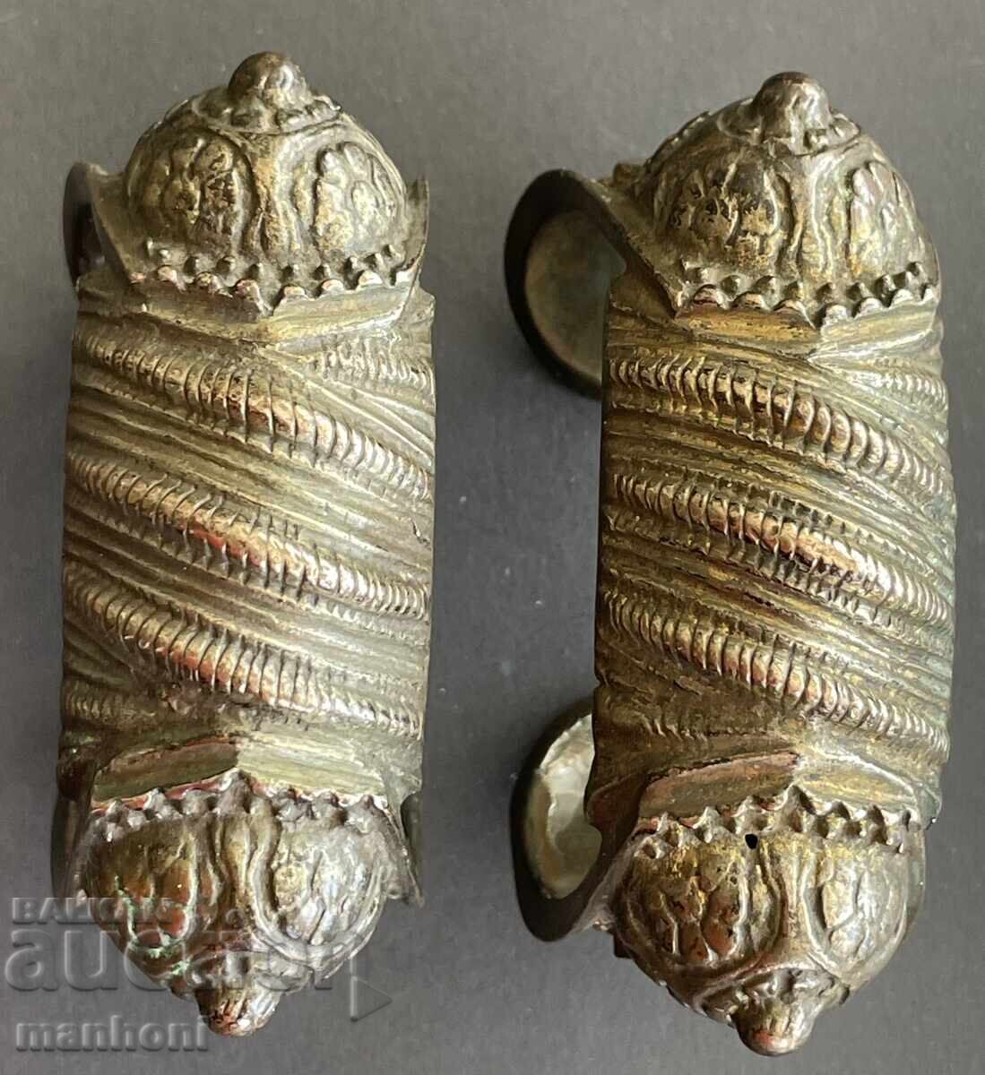 6118 Bulgaria pereche brățări renascentiste tip "rogatki" rare de găsit