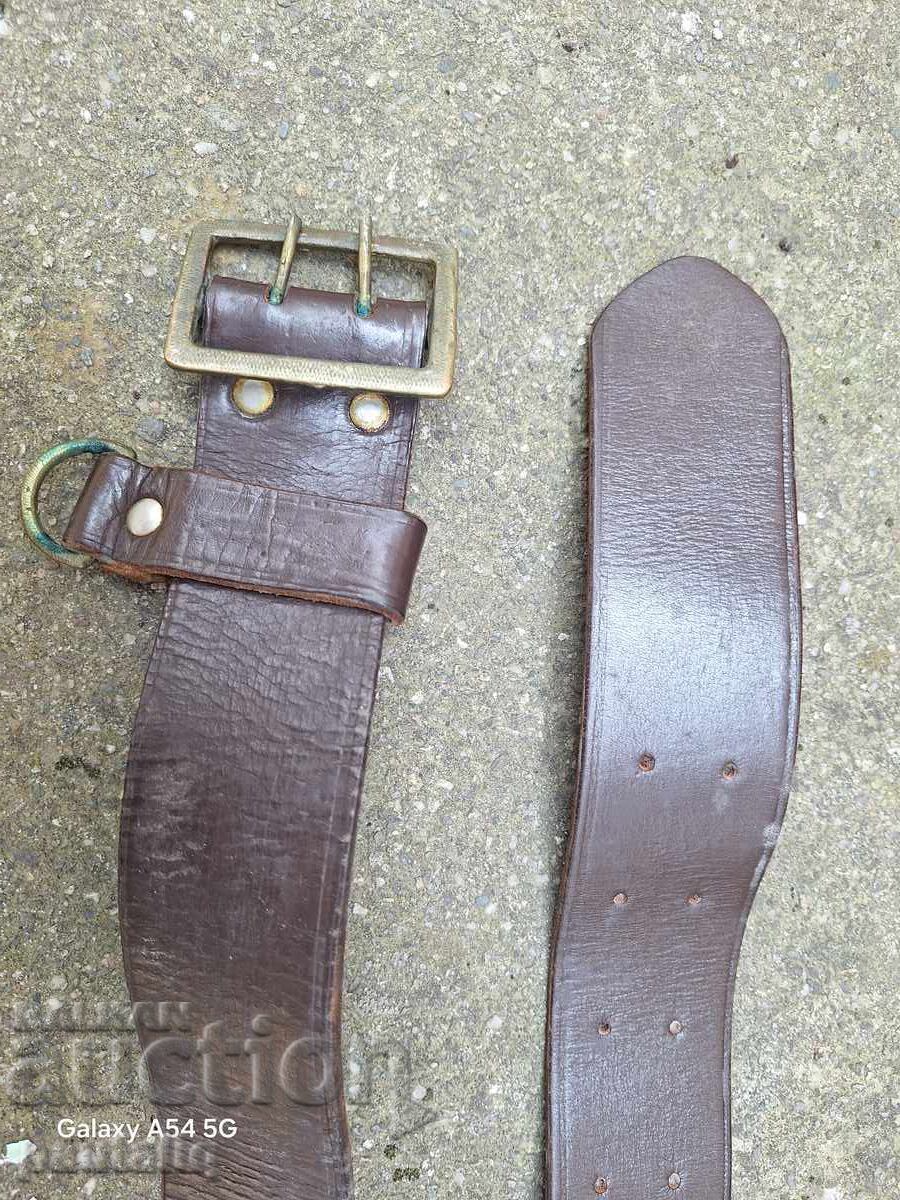 Αξιωματικός ζώνη από φυσικό δέρμα με τιμή 40.00 BGN | € 20.45