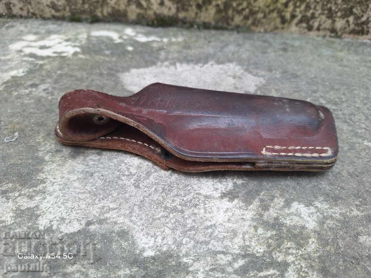 Θήκη από φυσικό δέρμα με τιμή 15.00 BGN | € 7.67 Θήκη από φυσικό δέρμα με τιμή 15.00 BGN | € 7.67