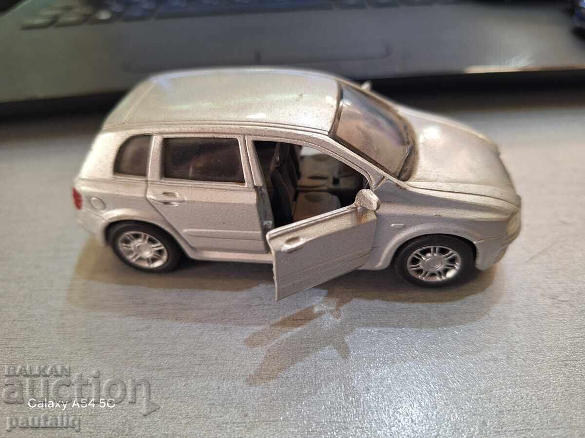 МЕТАЛНА КОЛИЧКА ФИАТ СТИЛО МЕТАЛНА КОЛИЧКА ФИАТ СТИЛО