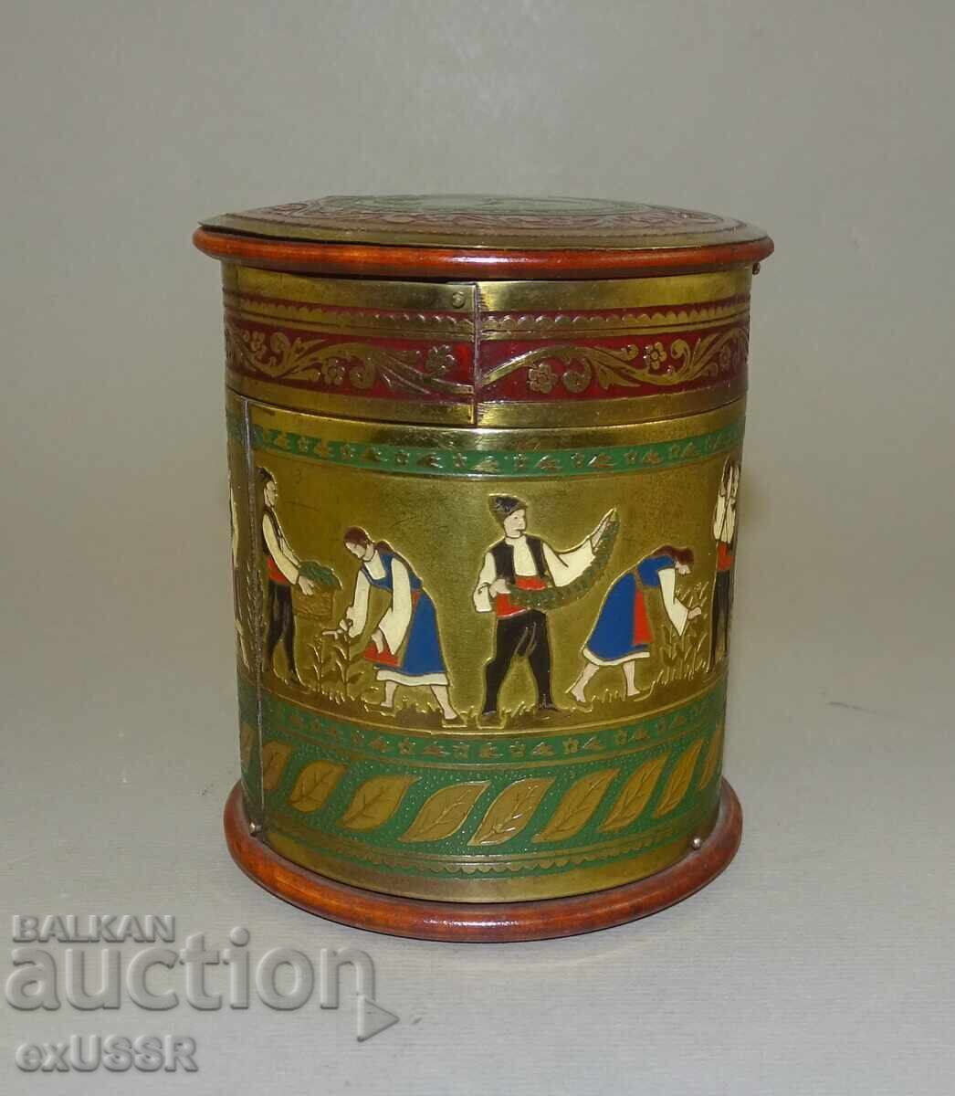 Παράδοση Διαφημιστικό κουτί τσιγάρων Bulgartabac ορείχαλκου δεκαετία 1960