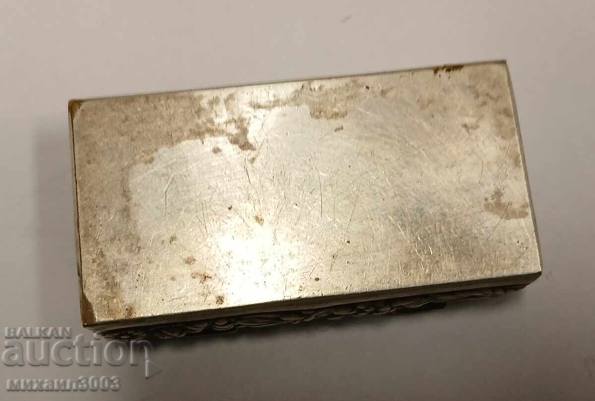 Αντίκα κουτί φαρμάκων - 5