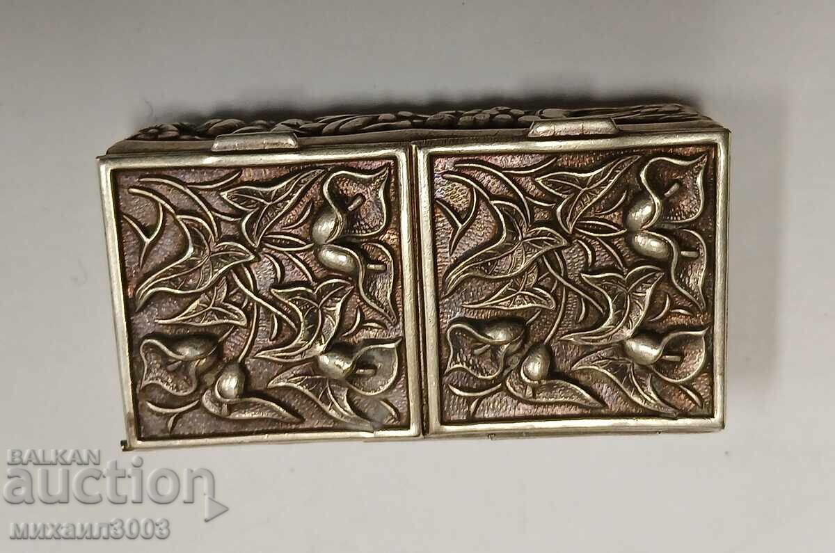 Αντίκα κουτί φαρμάκων