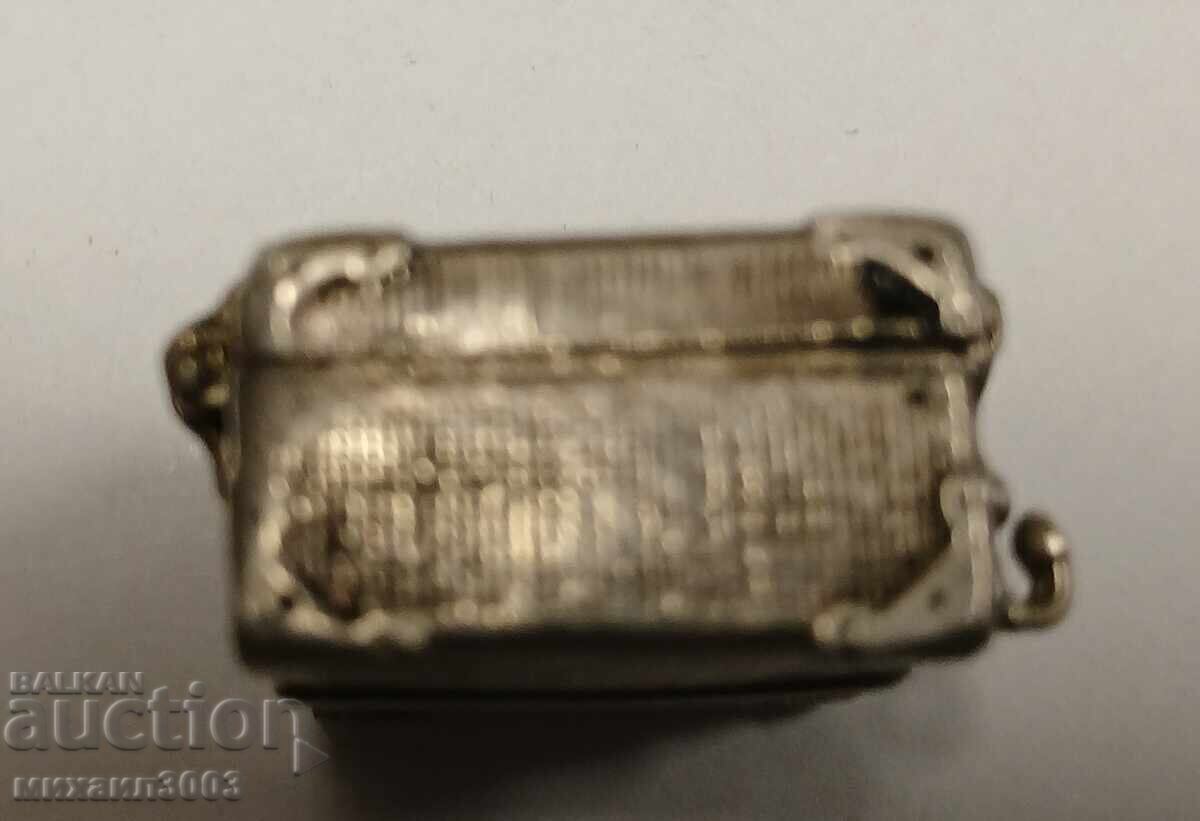 Παράδοση Αντίκα κουτί Παράδοση Αντίκα κουτί