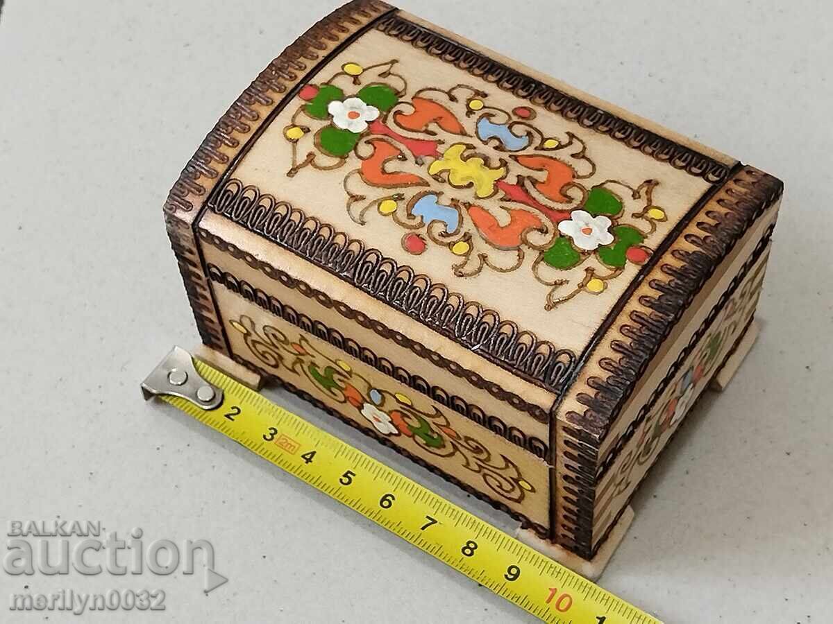 Delivery of Jewelry box, Oreshaka village, Troyan, NRB