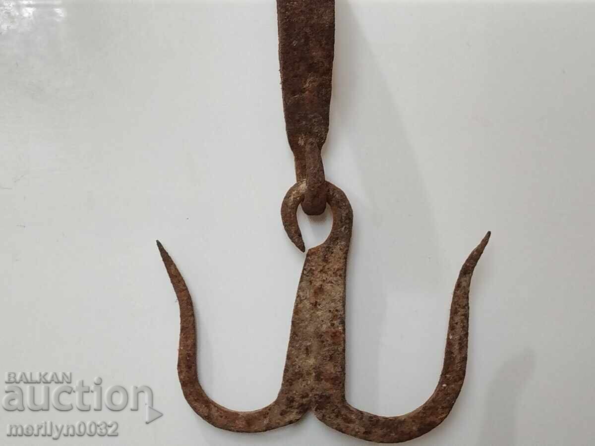 Παράδοση Αρχαίο σφυρήλατο άγκιστρο για κρέμασμα, διπλό γάντζο σφυρήλατο σίδερο