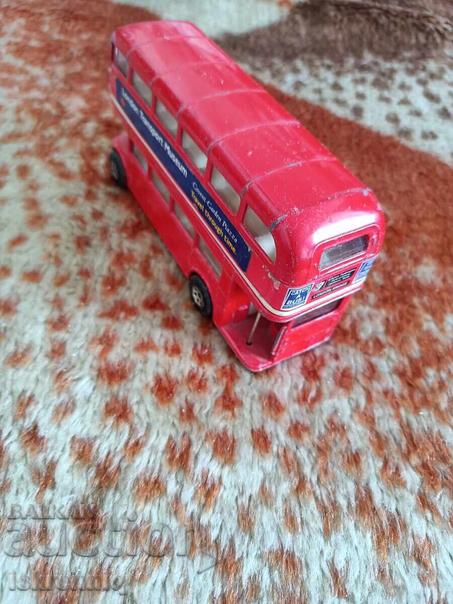 Livrarea Lot Embleme Livrarea Lot Embleme