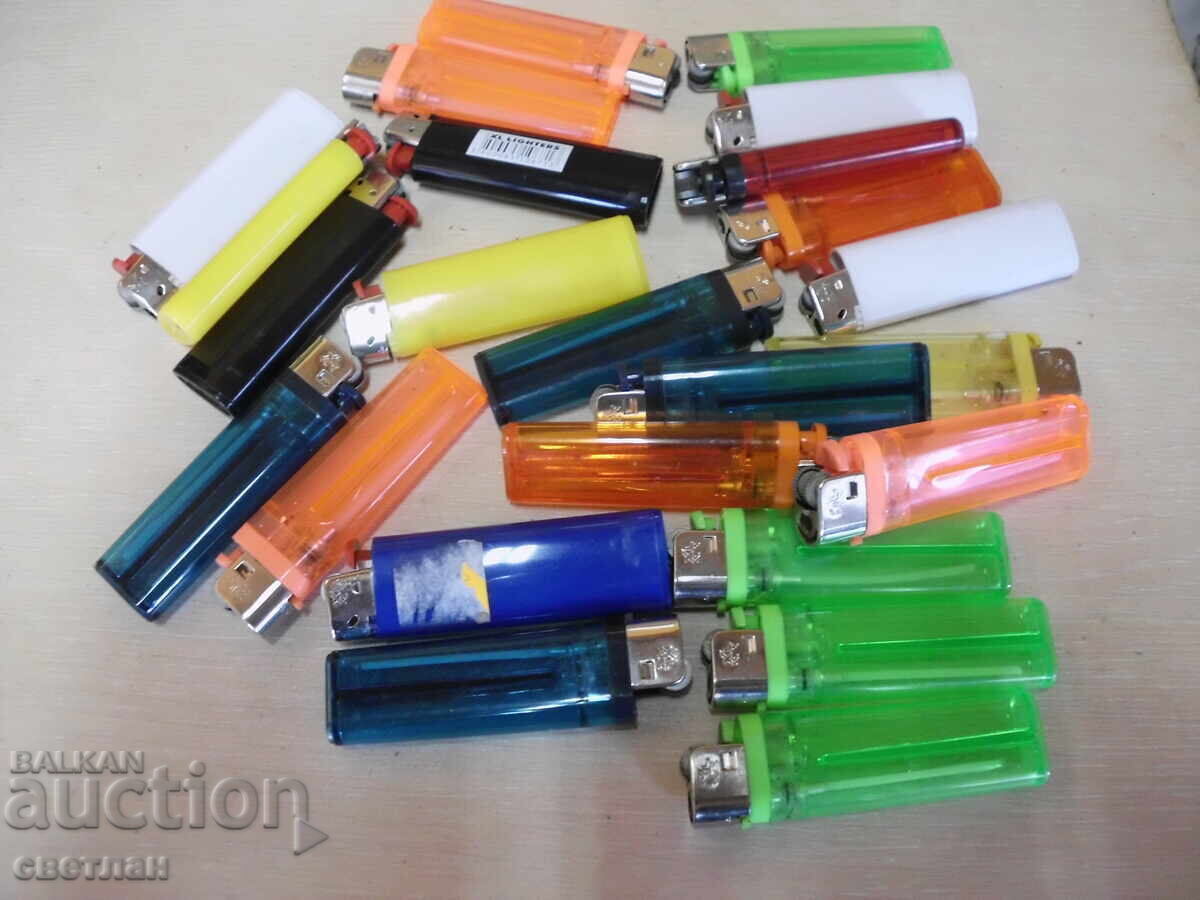 Lot brichete cu preț € 4.00 | 7.82 BGN