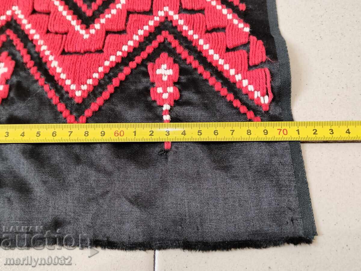 Παράδοση Κέντημα για μαξιλαροθήκη κοστουμιών