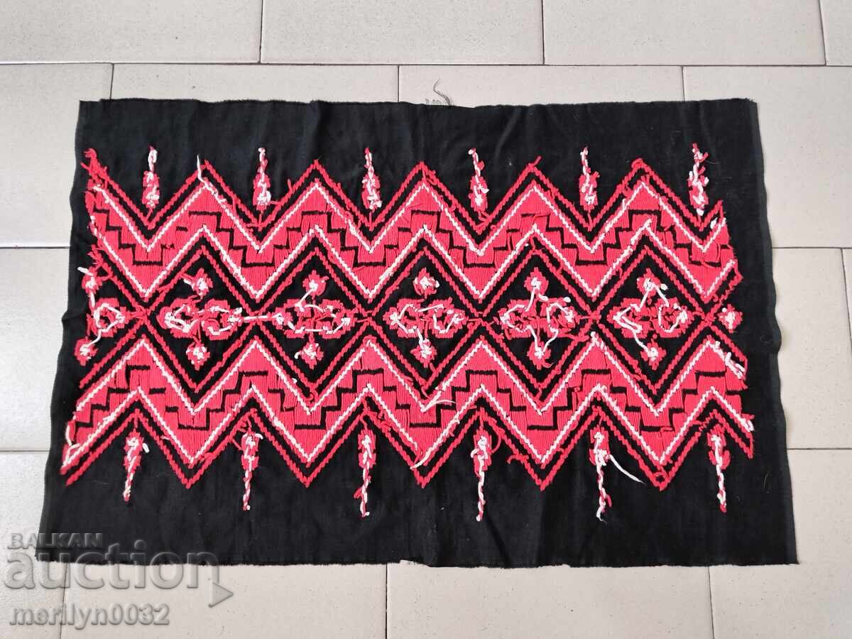 Κέντημα για μαξιλαροθήκη κοστουμιών - 6