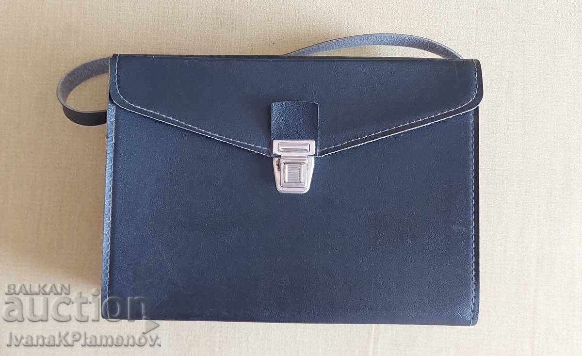 Geantă de mână din piele retro pentru colecționari