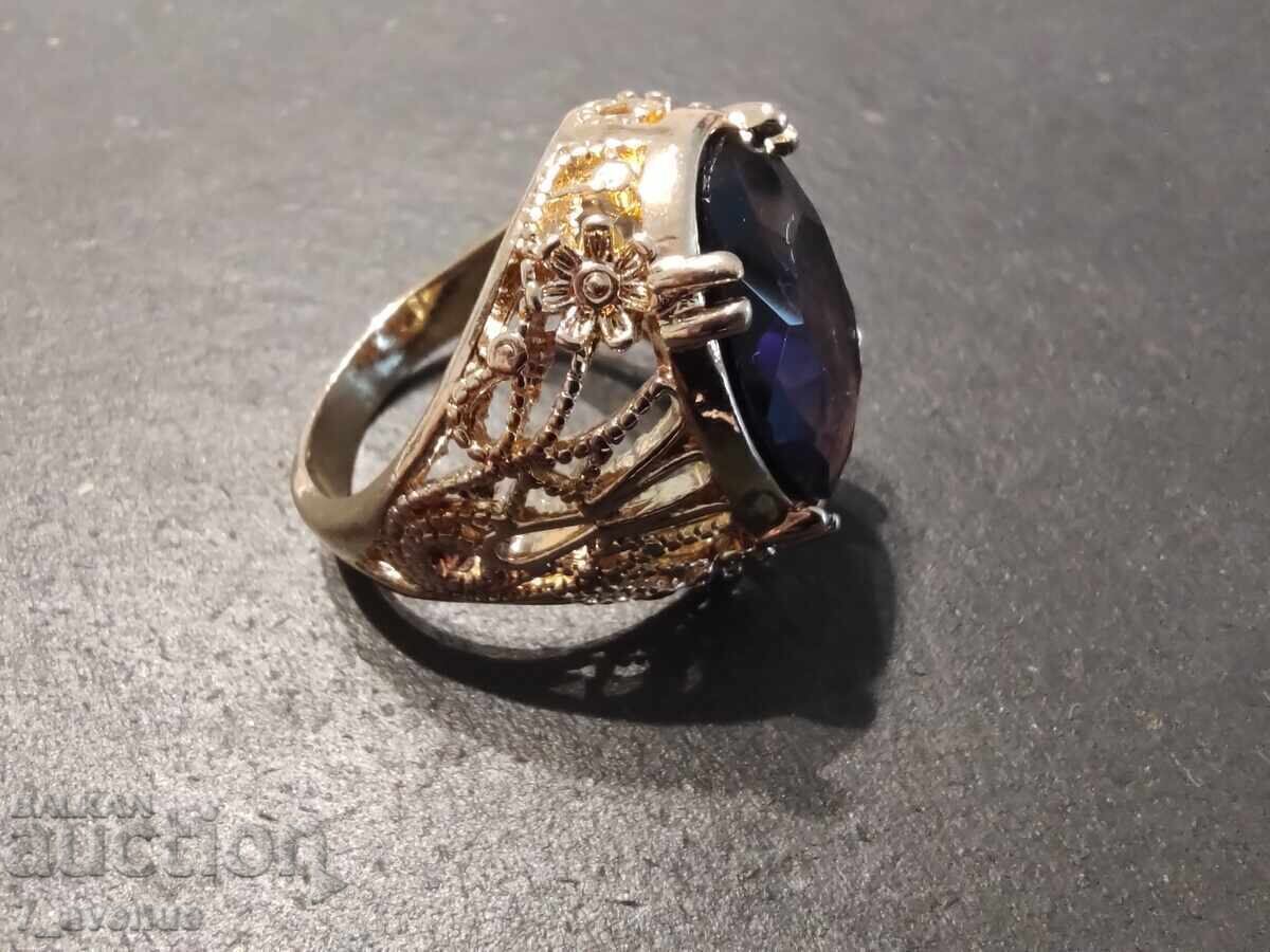 Стар хубав филигран ПРЪСТЕН, позлата 12.06.2025 с цена € 25.05 | 48.99 лв.