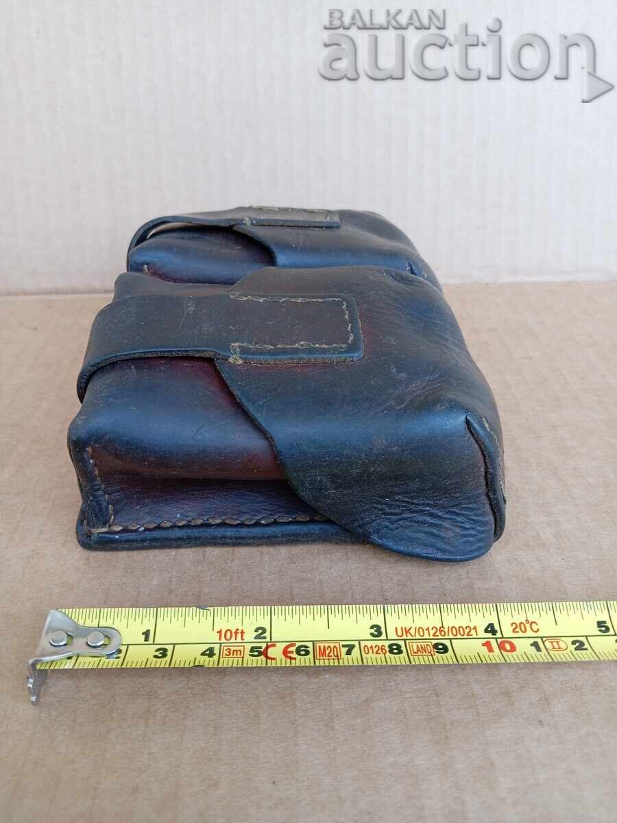 Livrarea Port-țigară din piele Carcano 6,5 Mannlicher Schönauer Livrarea Port-țigară din piele Carcano 6,5 Mannlicher Schönauer