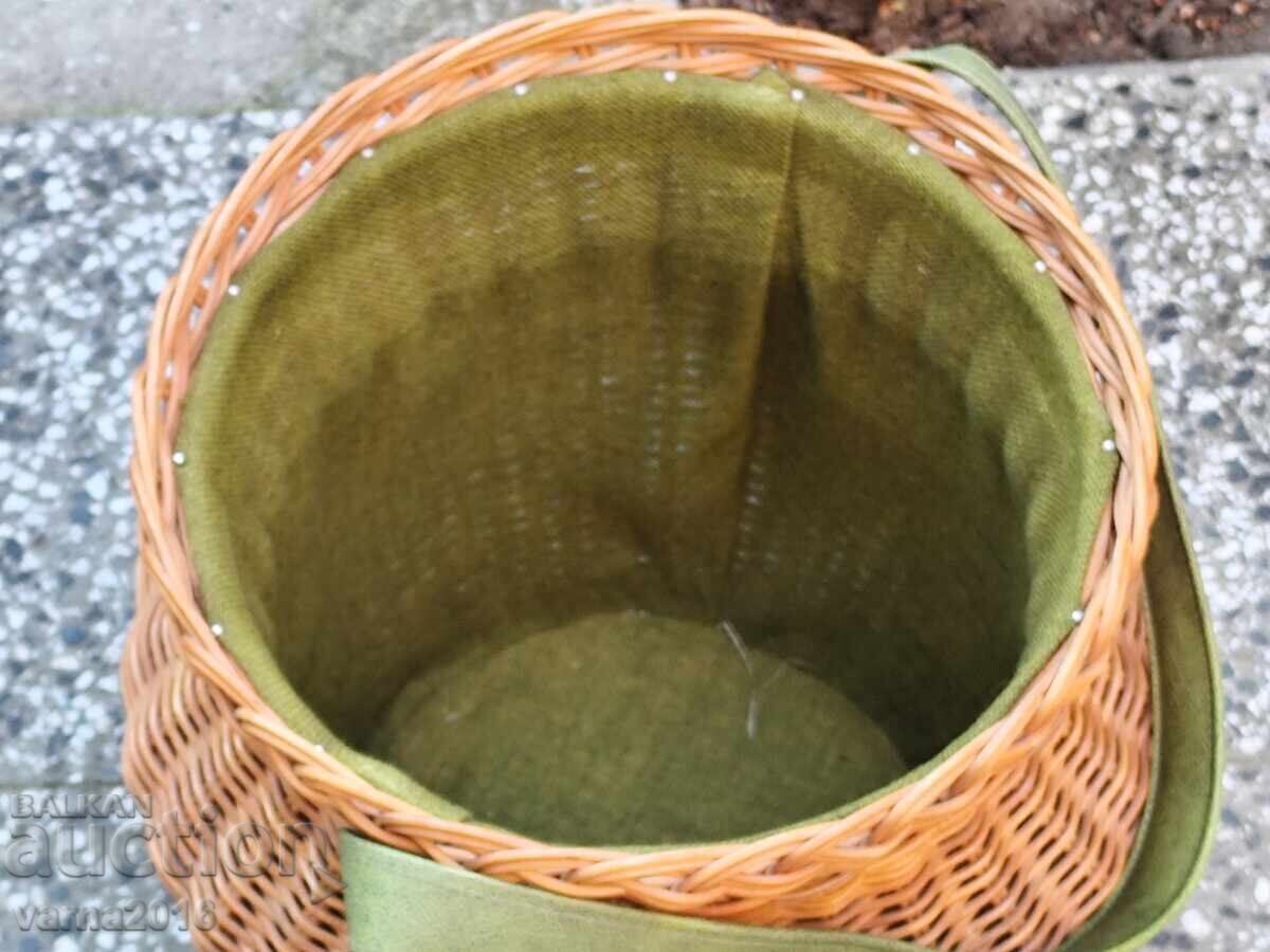 Auction Woven Basket from Natural Rattan Auction Woven Basket from Natural Rattan