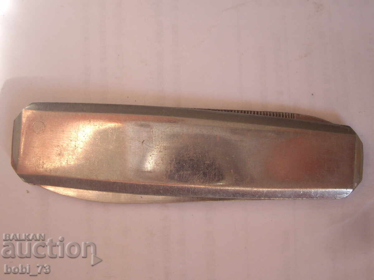 Malka stara nozhka. cu preț 15.00 BGN | € 7.67