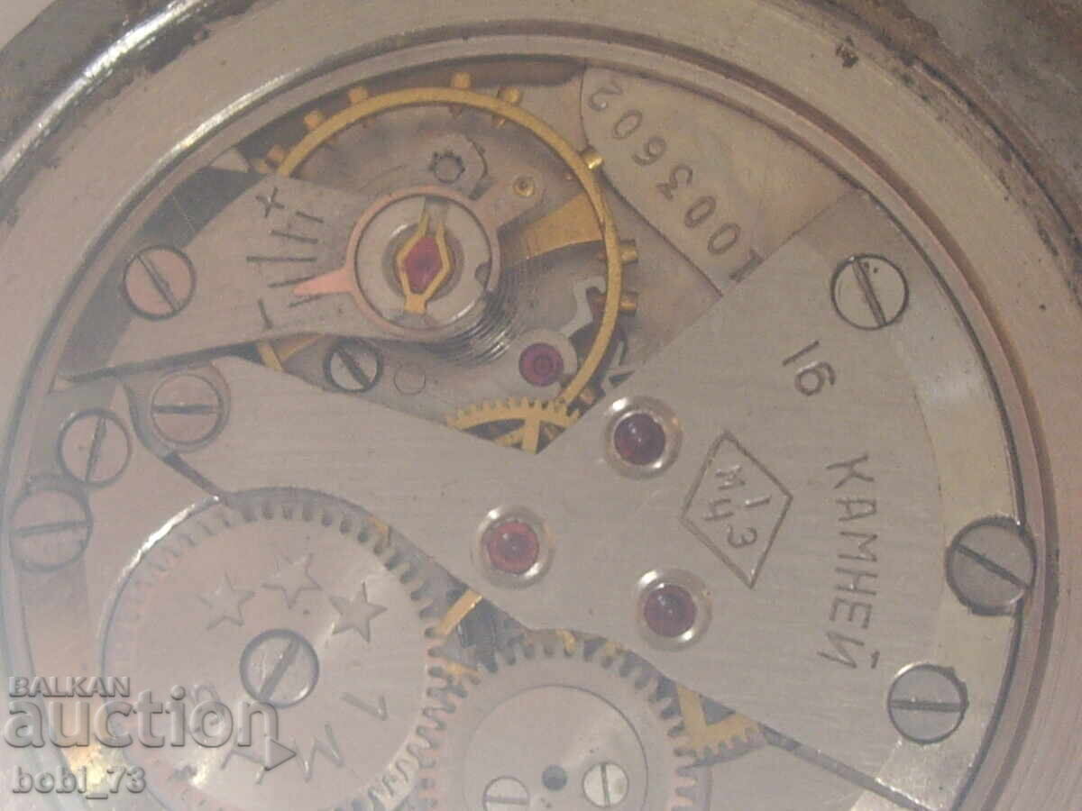 Παράδοση Παλαιό ρωσικό χειροποίητο ρολόι