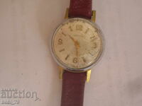 Star damski pozlaten chasovnik