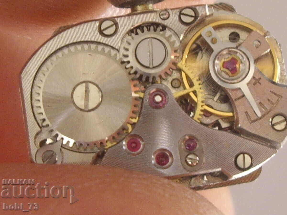 Παράδοση Star damski pozlaten chasovnik