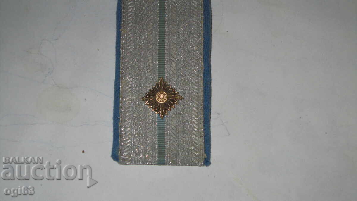 Παράδοση Βασιλικά παγόνια 107 Παράδοση Βασιλικά παγόνια 107