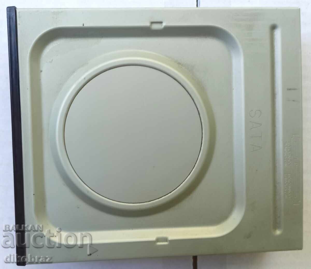 Аукцион DVD Оптично устройство LG GH22NS50 SATA, черна кутия Аукцион DVD Оптично устройство LG GH22NS50 SATA, черна кутия