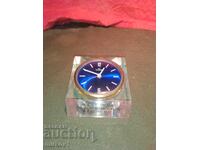 Επιτραπέζιο ρολόι