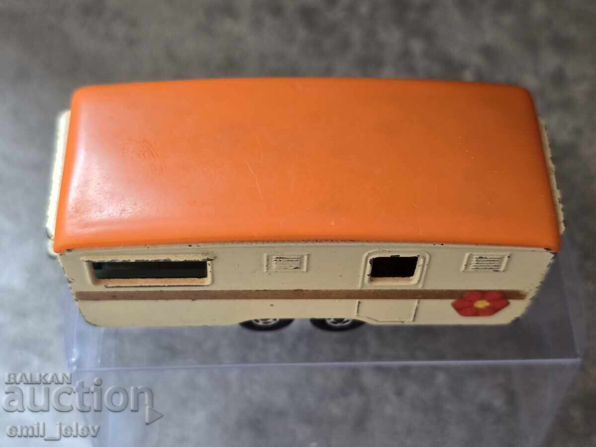 Licitație LESNEY MATCHBOX - 57B Remorcă Caravană Eccles - 1970 god Licitație LESNEY MATCHBOX - 57B Remorcă Caravană Eccles - 1970 god