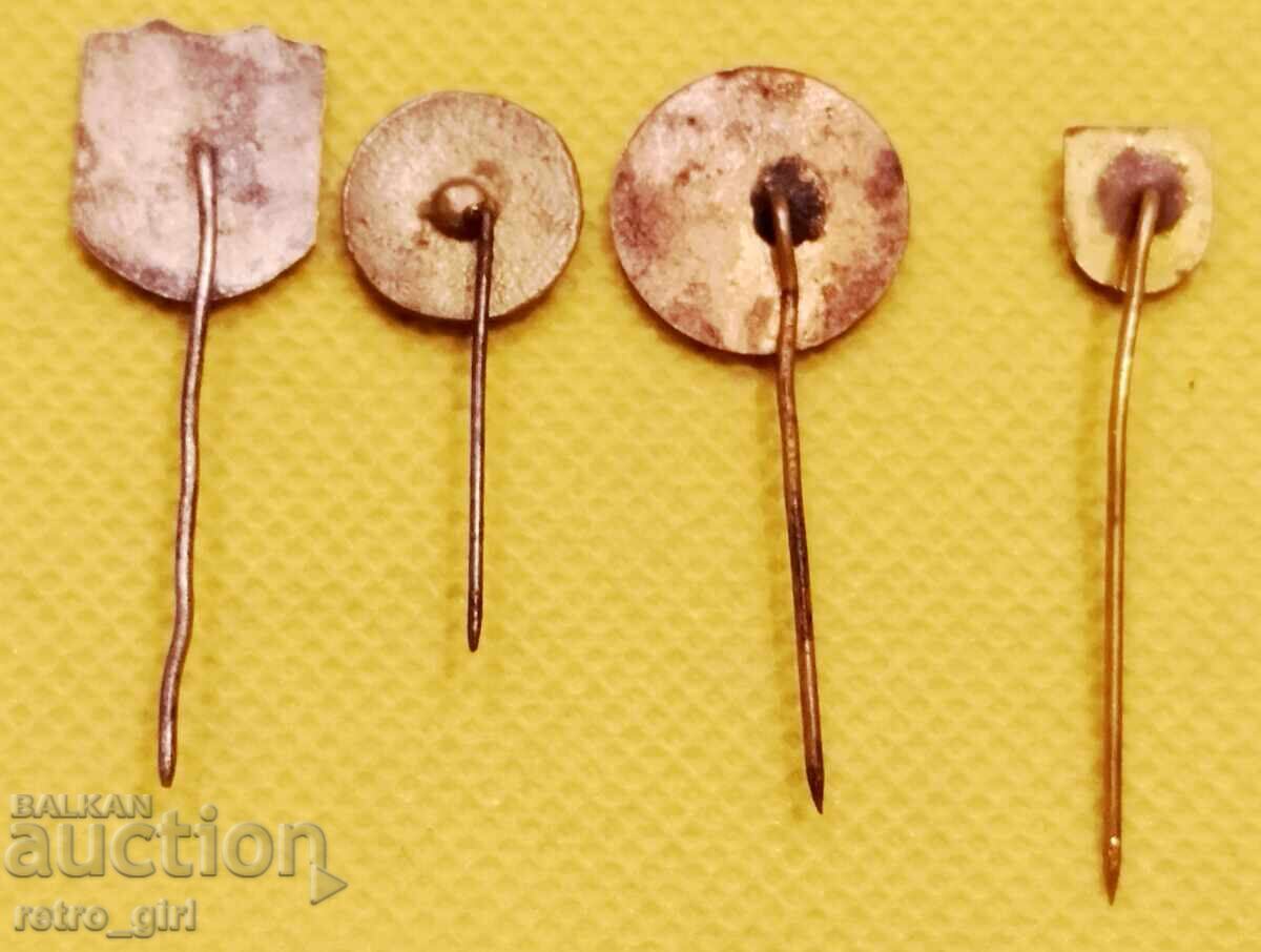 Παλιά ποδοσφαιρικά σήματα - 4 τεμάχια με τιμή 24.90 BGN | € 12.73