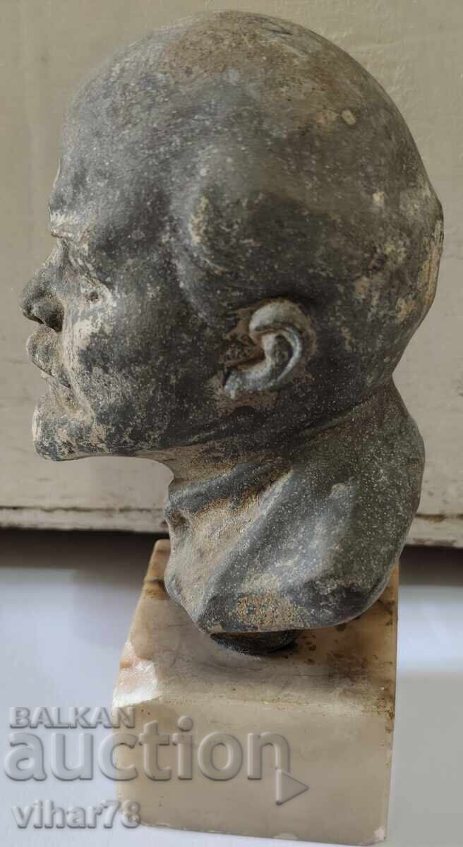 Bust of Lenin with price 119.99 BGN | € 61.35