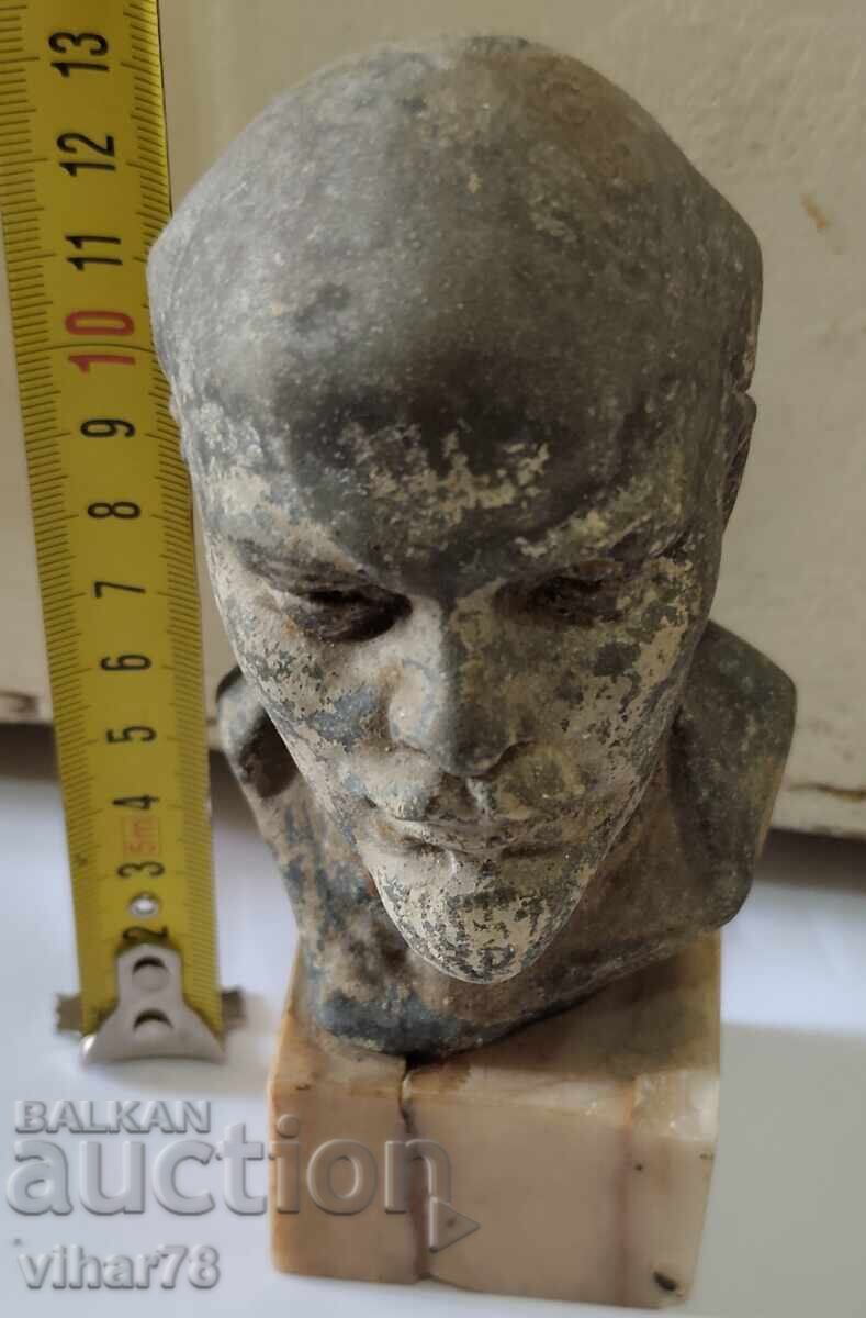 Bust of Lenin - 5
