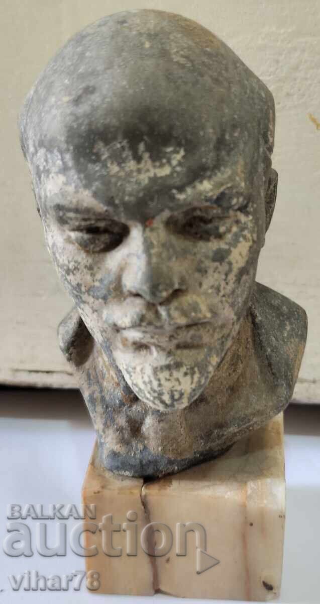 Bust of Lenin - 7