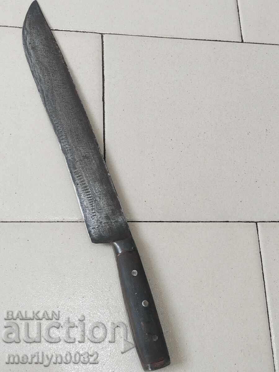 Овчарски нож без кания с чирени от биволски буйновец острие с цена 189.00 лв. | € 96.63 Овчарски нож без кания с чирени от биволски буйновец острие с цена 189.00 лв. | € 96.63