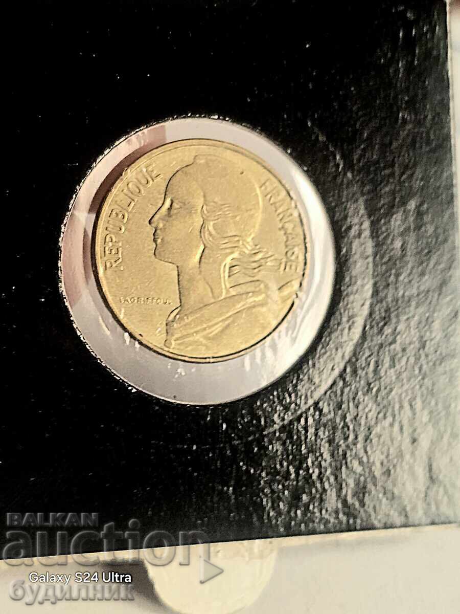 Auction  1981 I'm launching over 100 Auctions. Check out my other listings as well