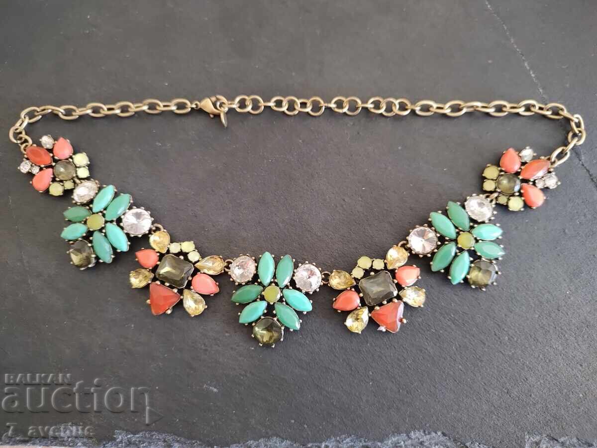 Колие, цветно шикарско, дизайнерско, 14.06.25 Колие, цветно шикарско, дизайнерско, 14.06.25