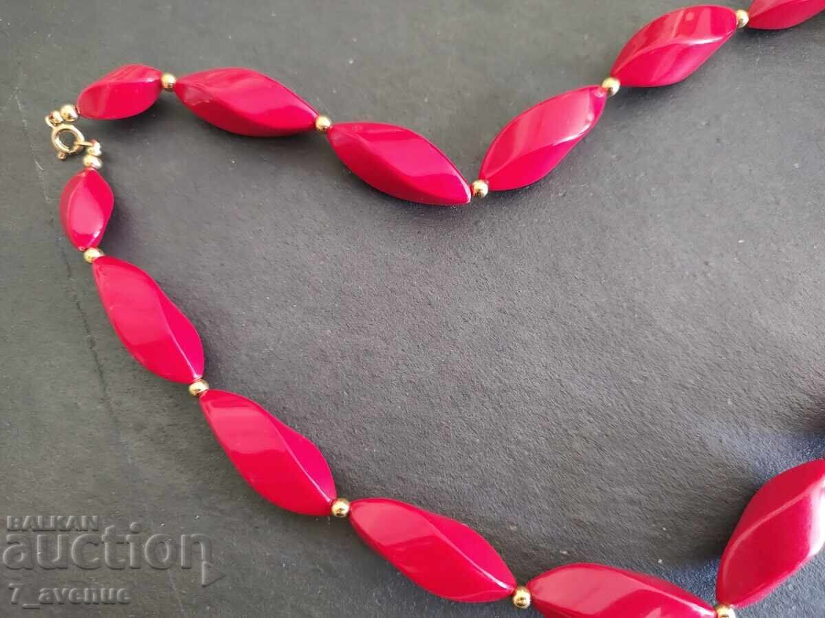 Delivery of Z Necklace, stylish design: Trifari, stamped 14.06.25