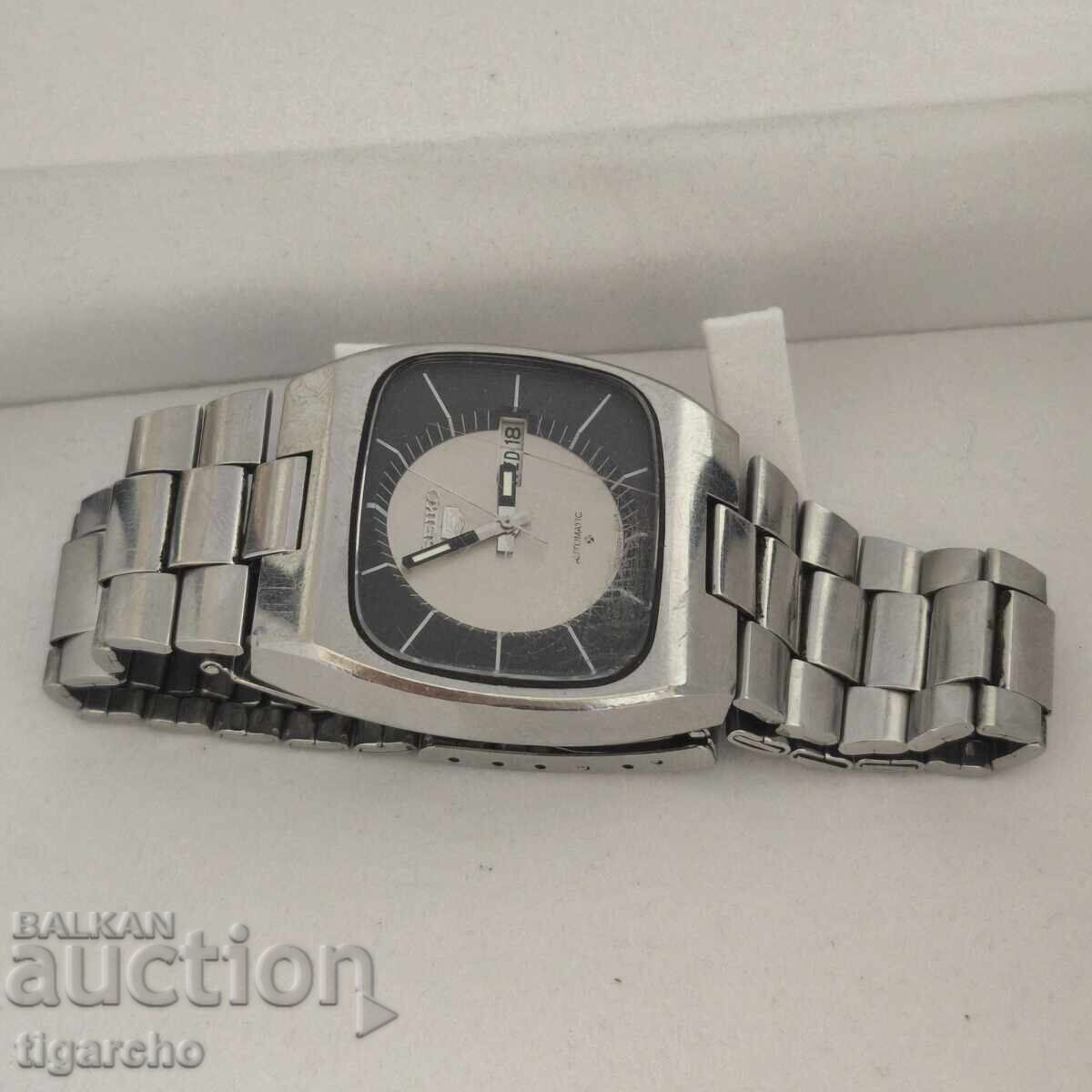 Ρολόι SEIKO με τιμή 165.00 BGN | € 84.36 Ρολόι SEIKO με τιμή 165.00 BGN | € 84.36