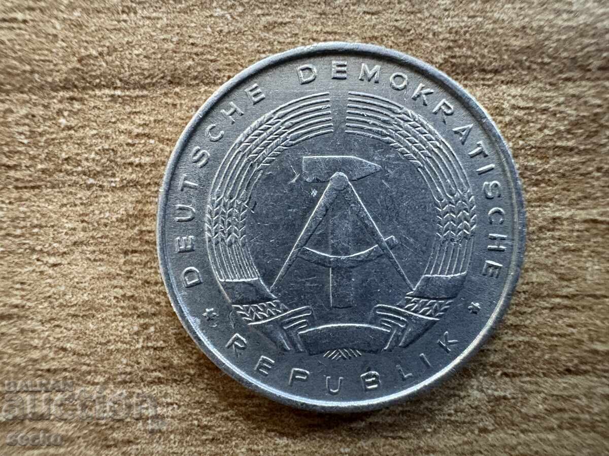 ГДР - 5 пфенига (1972) с цена 0.20 лв. | € 0.10