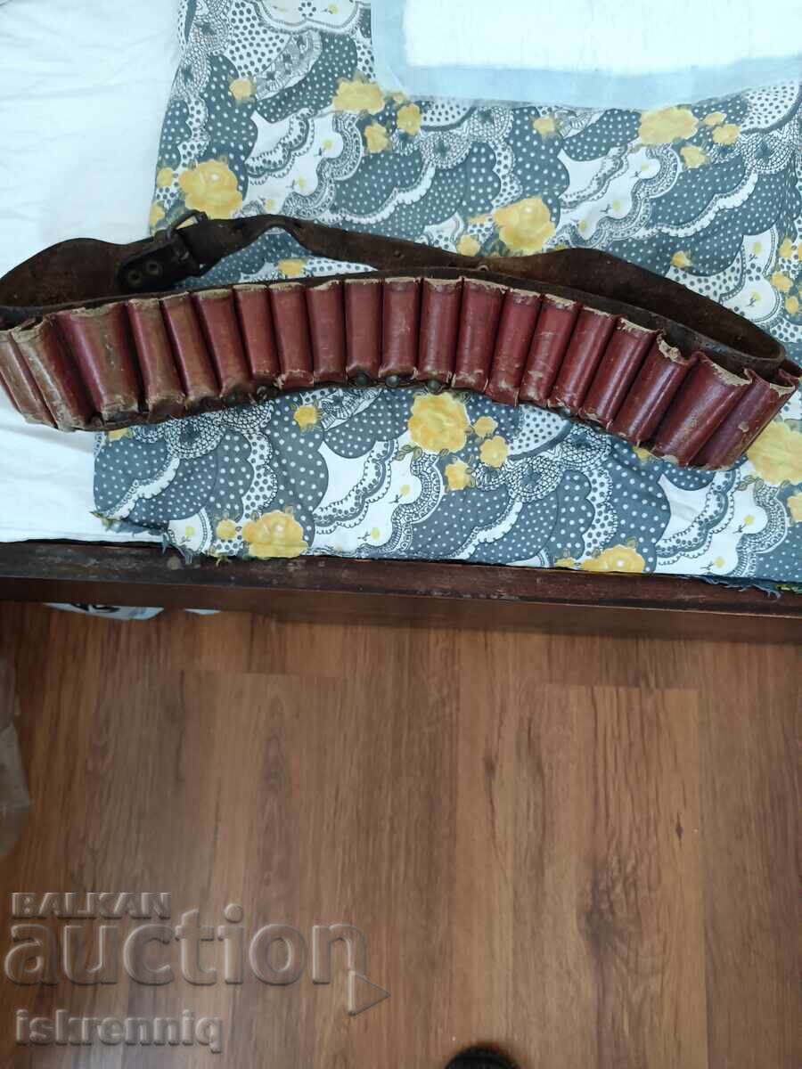 Θήκη φυσιγγίων κυνηγίου