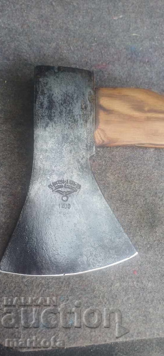 Σπάνιο γερμανικό τσεκούρι -"Adler"- 1400gr με τιμή 120.00 BGN | € 61.36