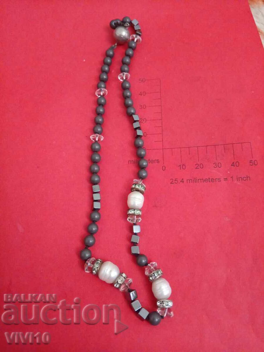 Antique necklace with natural pearls