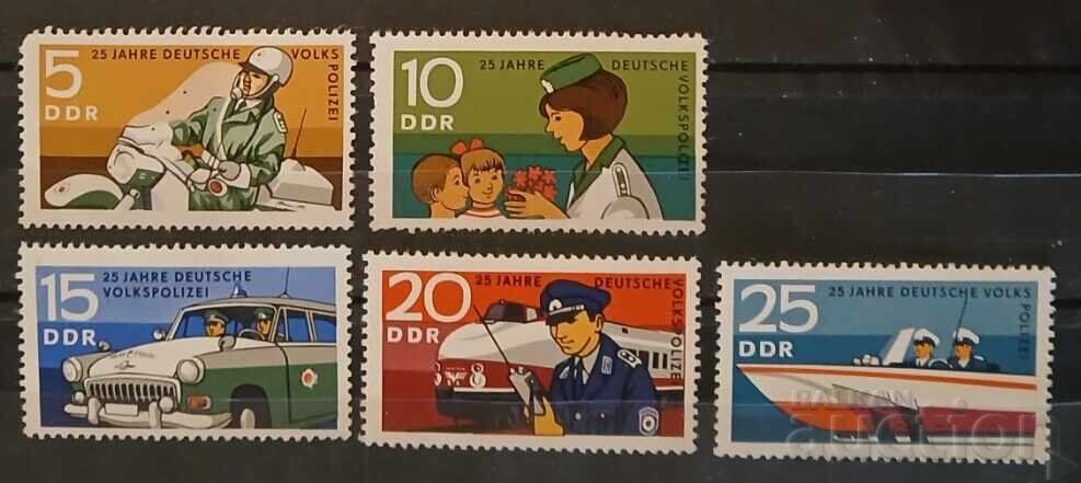 Γερμανία/ΓΛΔ 1970 Αυτοκίνητα/Πλοία/Λοκομοτίβες MNH