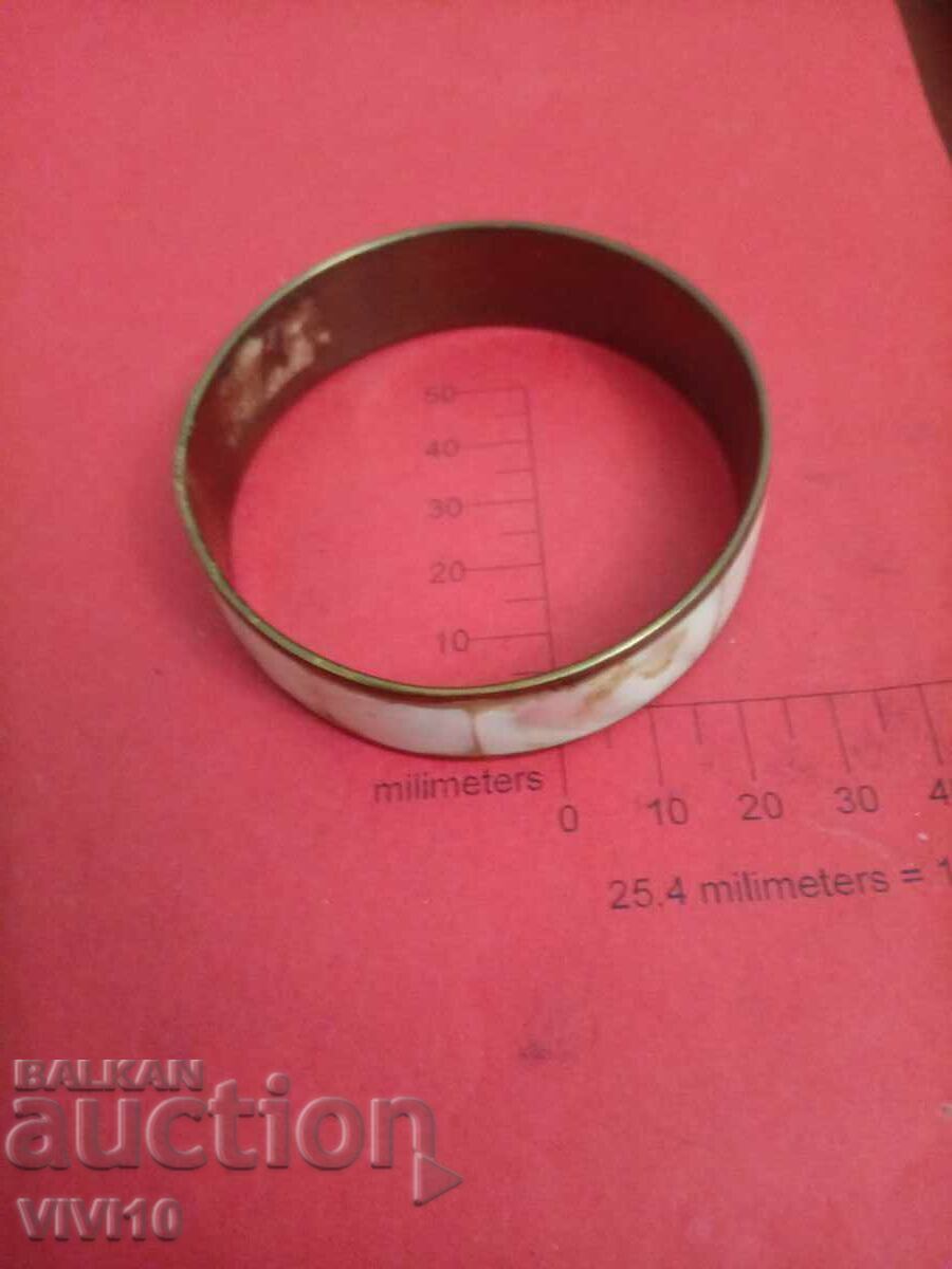 Bratara antica cu sidef Bratara antica cu sidef