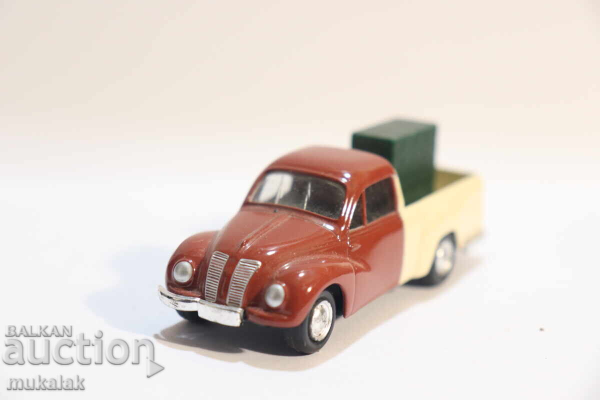 Licitație 1/64 MODEL GRELL IFA IFA CĂRUȚĂ PICKUP MODEL RETRO