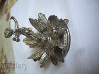 Πολύ όμορφο ειδώλιο