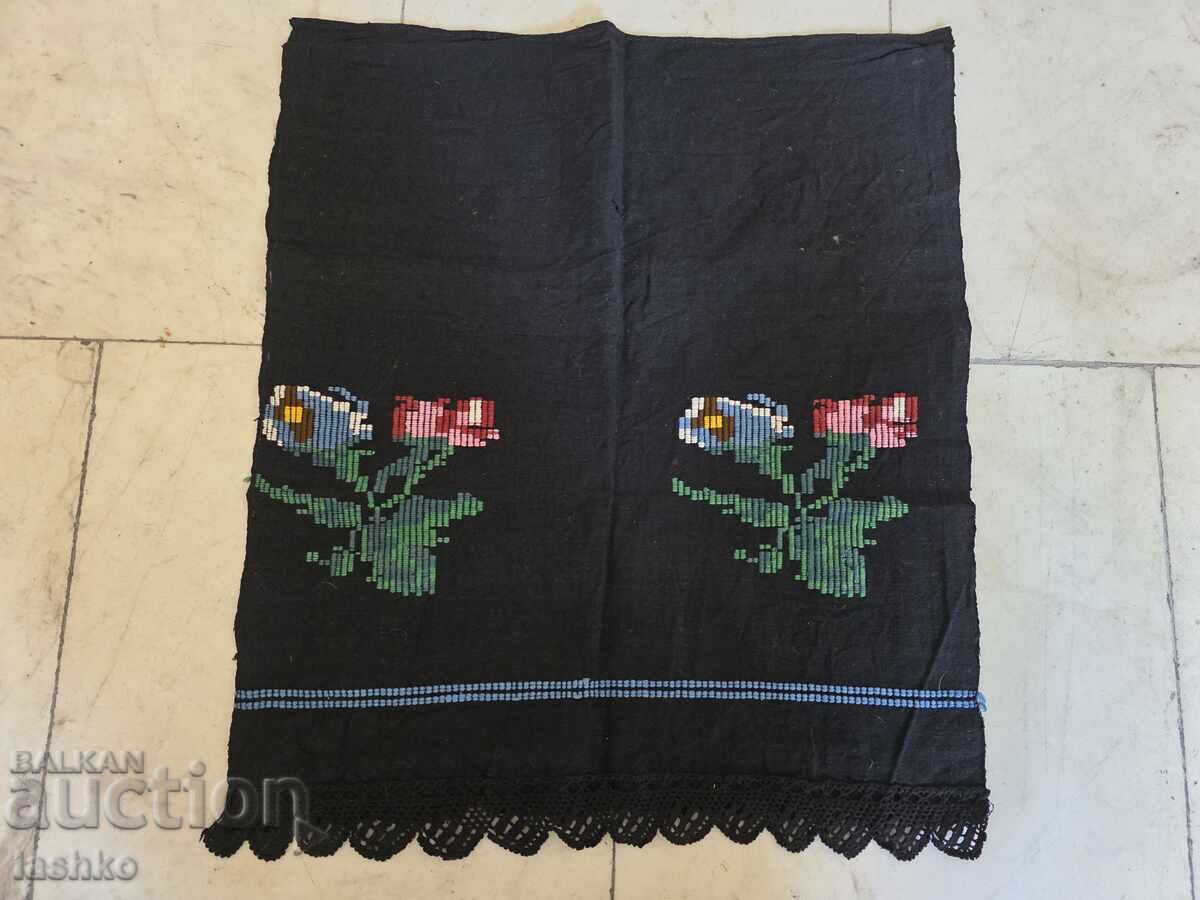 Автентична престилка, фута