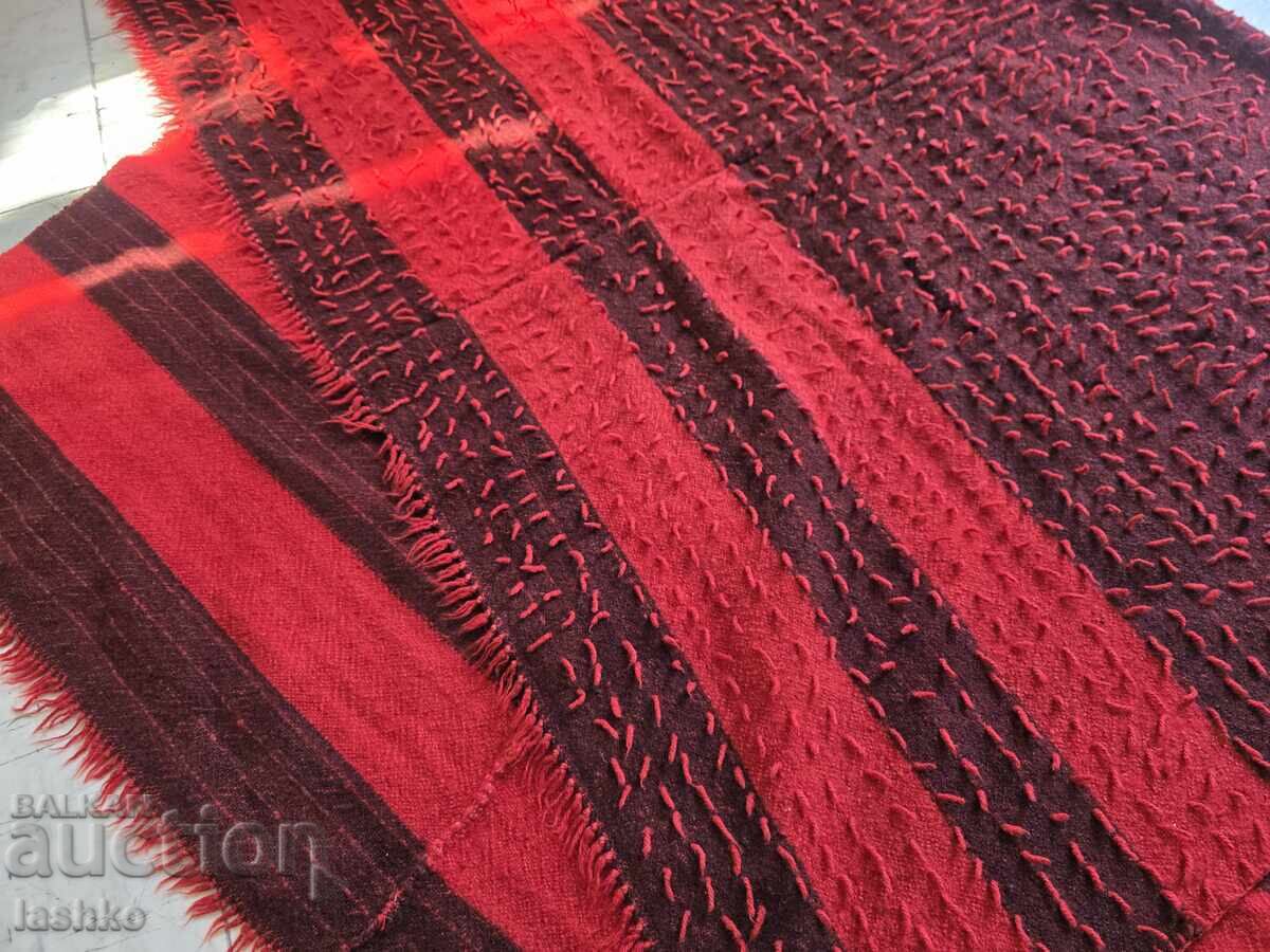 Licitație Pătură veche de lână, pled, minterlic