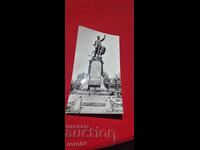 VASIL LEVSKI - MONUMENT - photo: Il. Harizanov