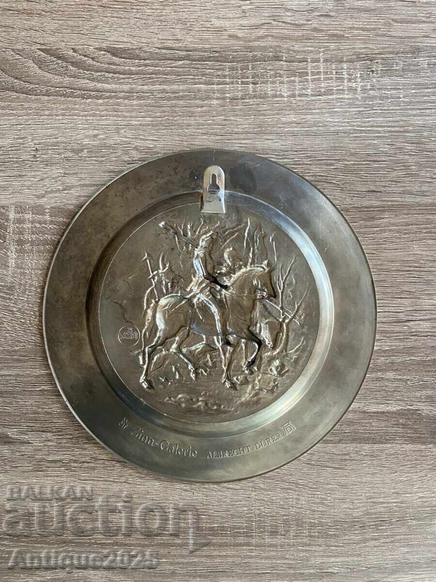 Βίντατζ πιάτο "Ο Ιππότης και ο Διάβολος" του Ντύρερ με τιμή € 33.23 | 64.99 BGN