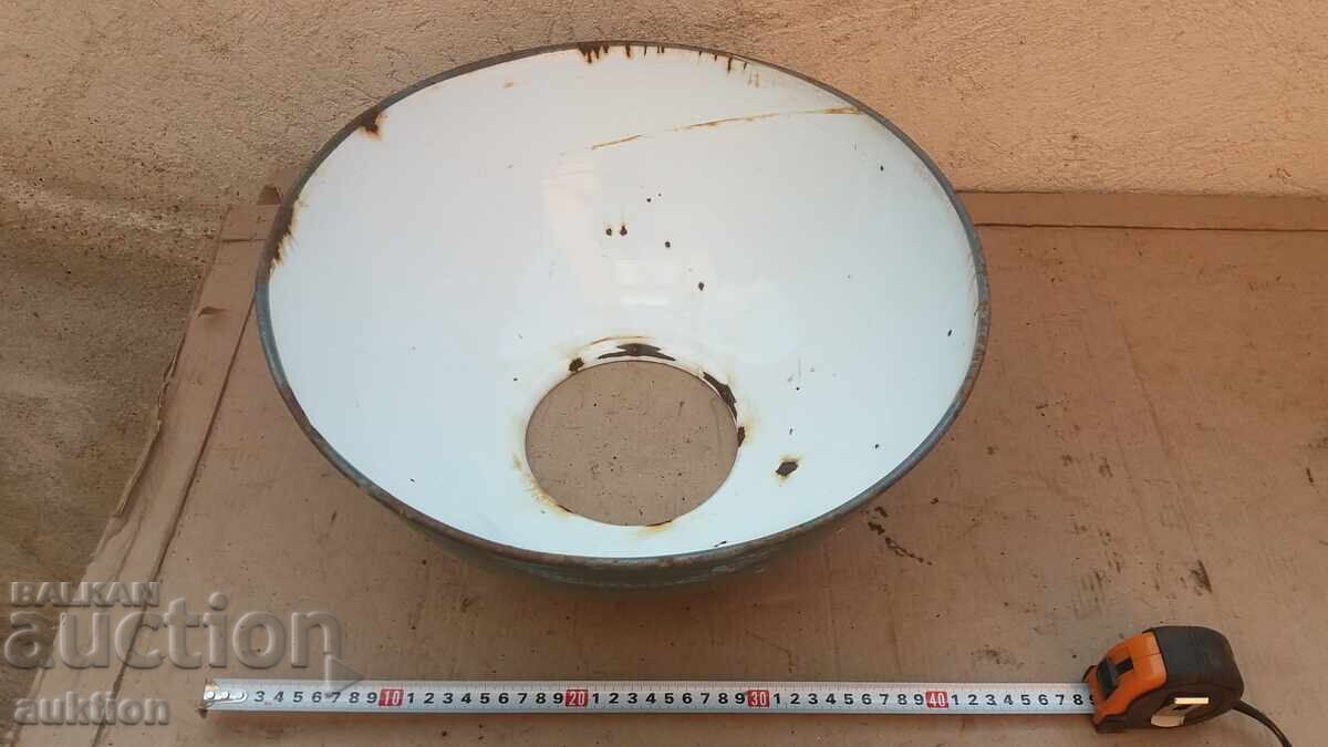 Delivery of MASSIVE ENAMELED FLOOR LAMP - INDUSTRIAL LAMP